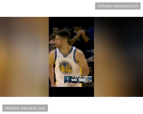 镜头定格:爱德华兹完成抢断快攻暴扣,本场个人抢断数追平生涯纪录 镜头定格:爱德华兹完成抢断快攻暴扣,本场个人抢断数追平生涯纪录